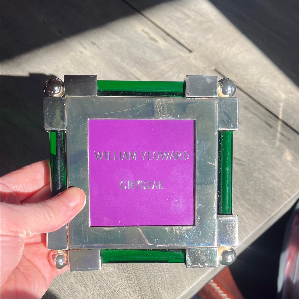 William Yeoward Crystal Emerald Green Picture Frame – Bergdorf Goodman – 4.5” - Picture 6 of 12